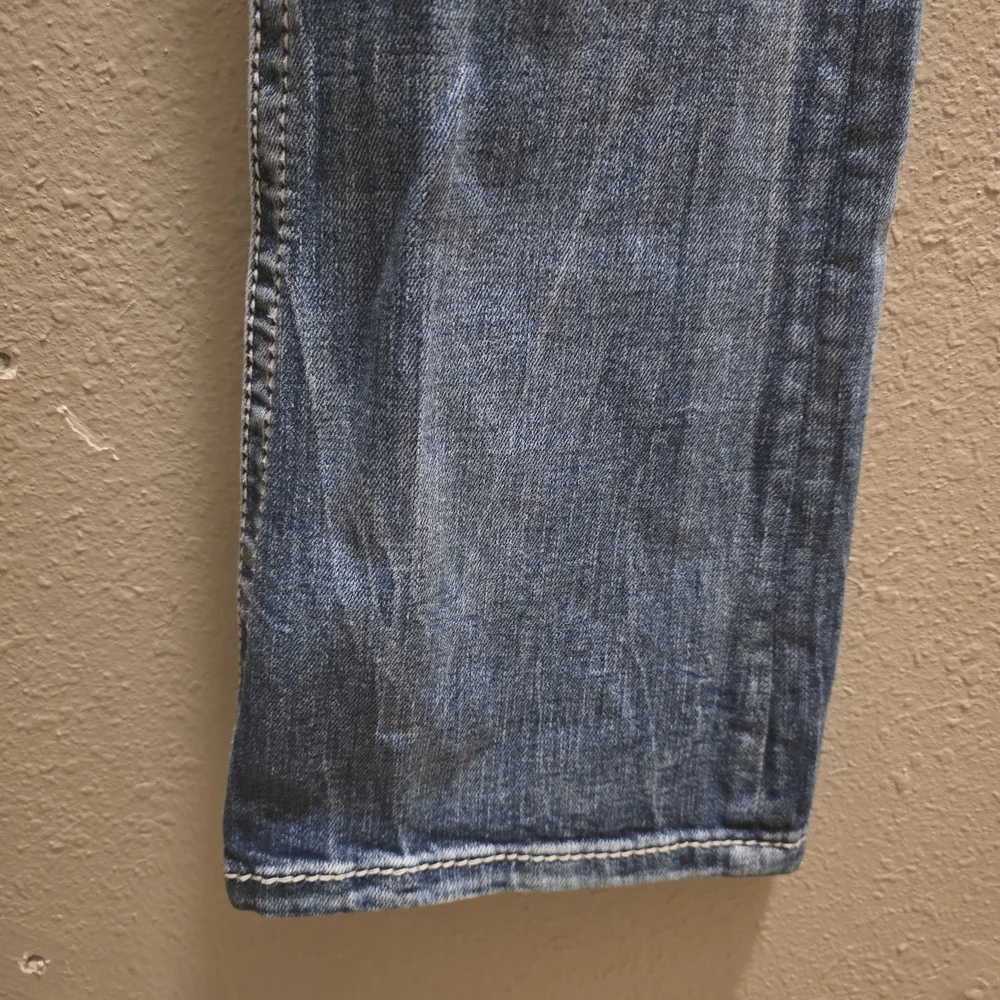 Miss Me Women's Blue Embroidered Jeans 27 X32 - Picture 5 of 9